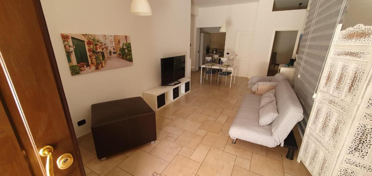 Gentilcasa Apartment Monopoli Bagian luar foto